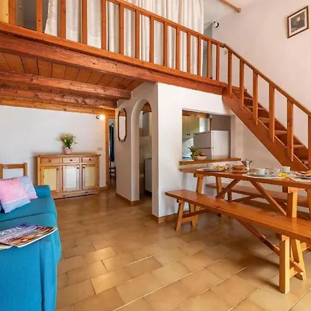 Pittulongu Villa Near Rocce Beach For 4 *