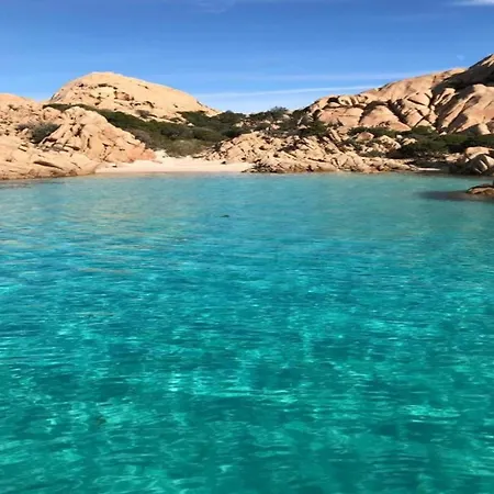 Pittulongu Villa Near Rocce Beach For 4 Apartment *