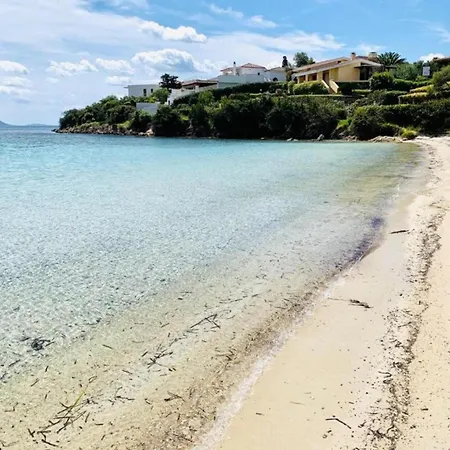 In With Veranda And Garden Apartment Olbia