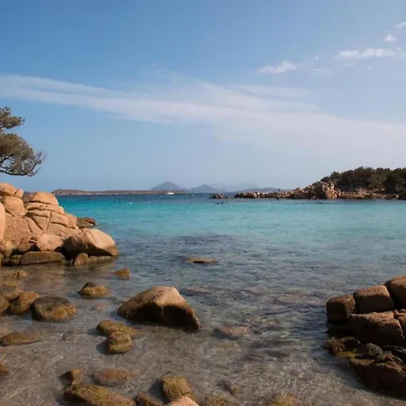 Pittulongu Villa Near Rocce Beach For 4